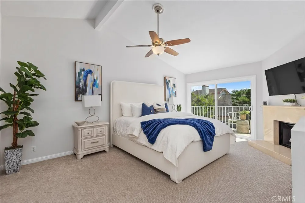 31 Columbus, Irvine, CA 92620