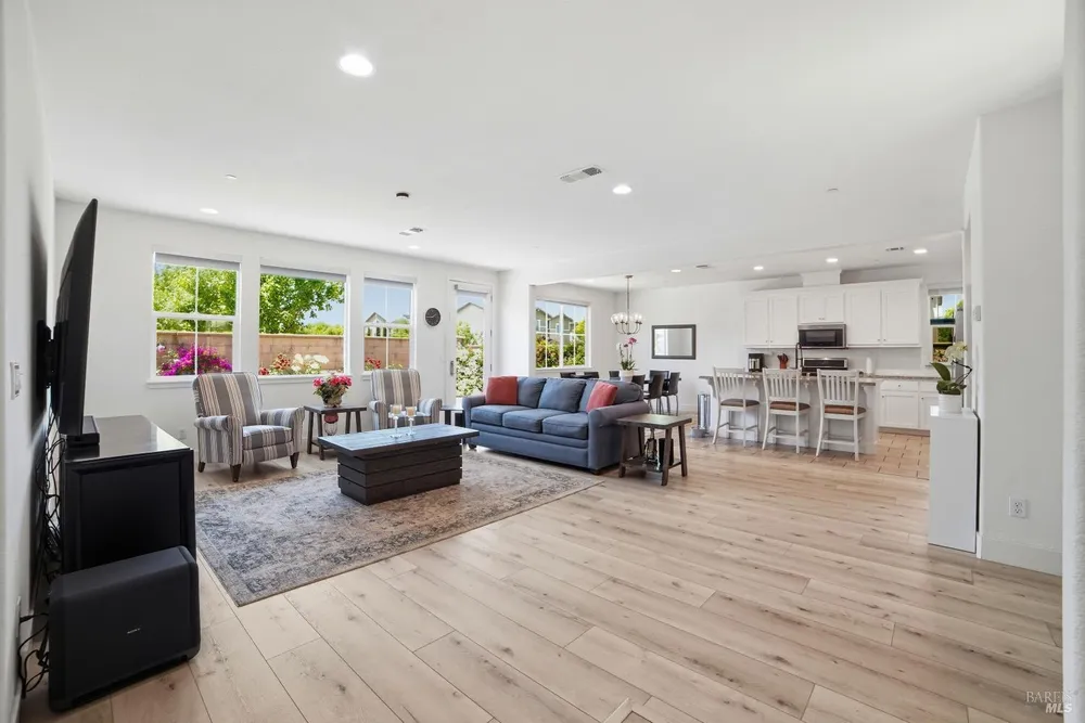 5305 Kirby Pl, Rohnert Park, CA 94928