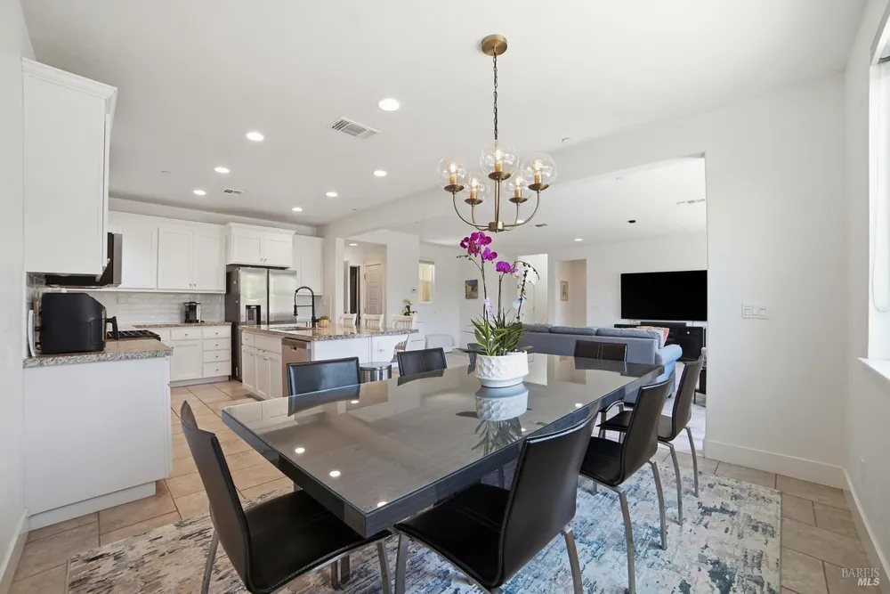 5305 Kirby Pl, Rohnert Park, CA 94928