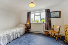 Greenfields Avenue, Alton, GU34 photo 15