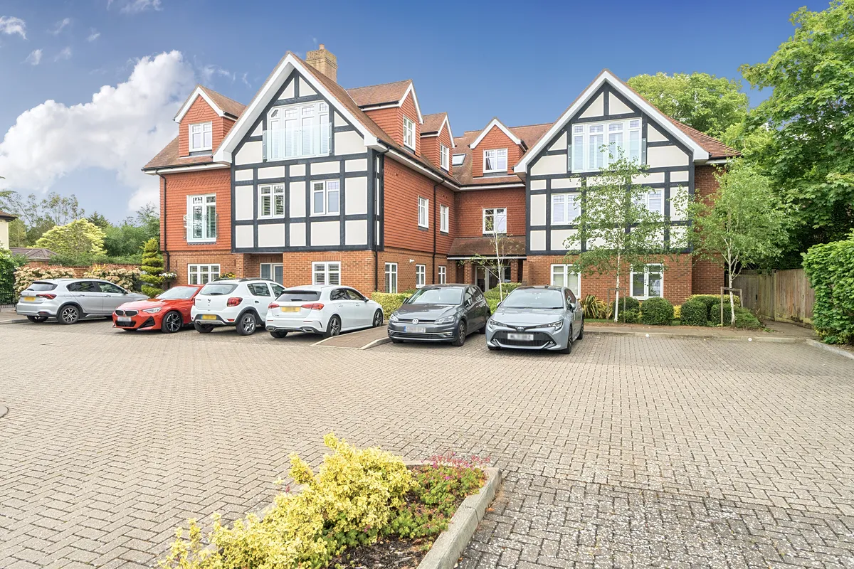 Shoppenhangers Road, MAIDENHEAD