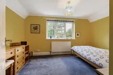 Greenfields Avenue, Alton, GU34 photo 17
