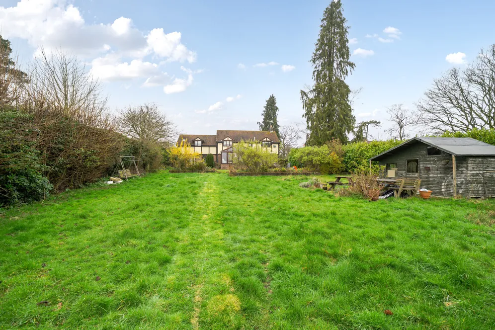 Blackberry Lane, Four Marks, GU34 photo 24