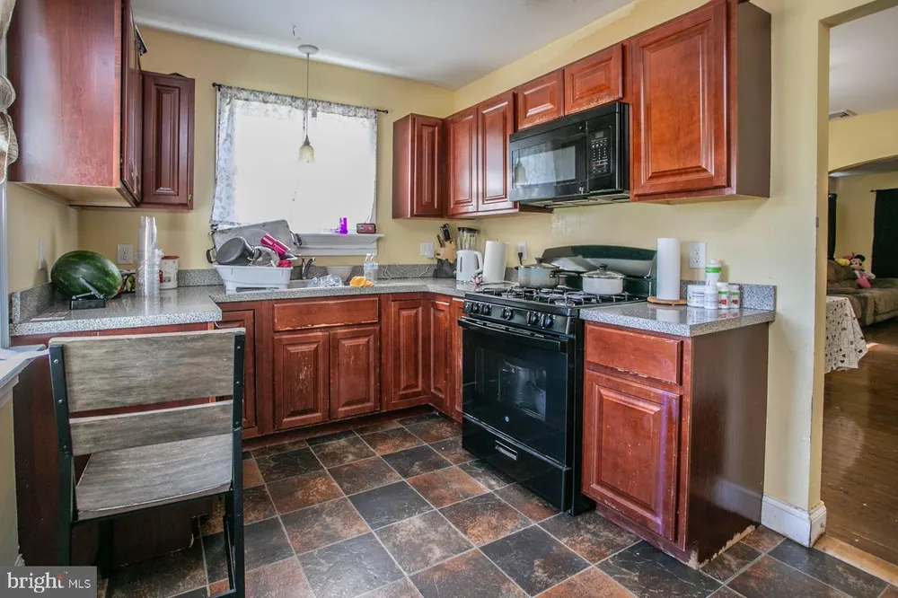 2107 Dekalb Pike, Norristown, PA 19401