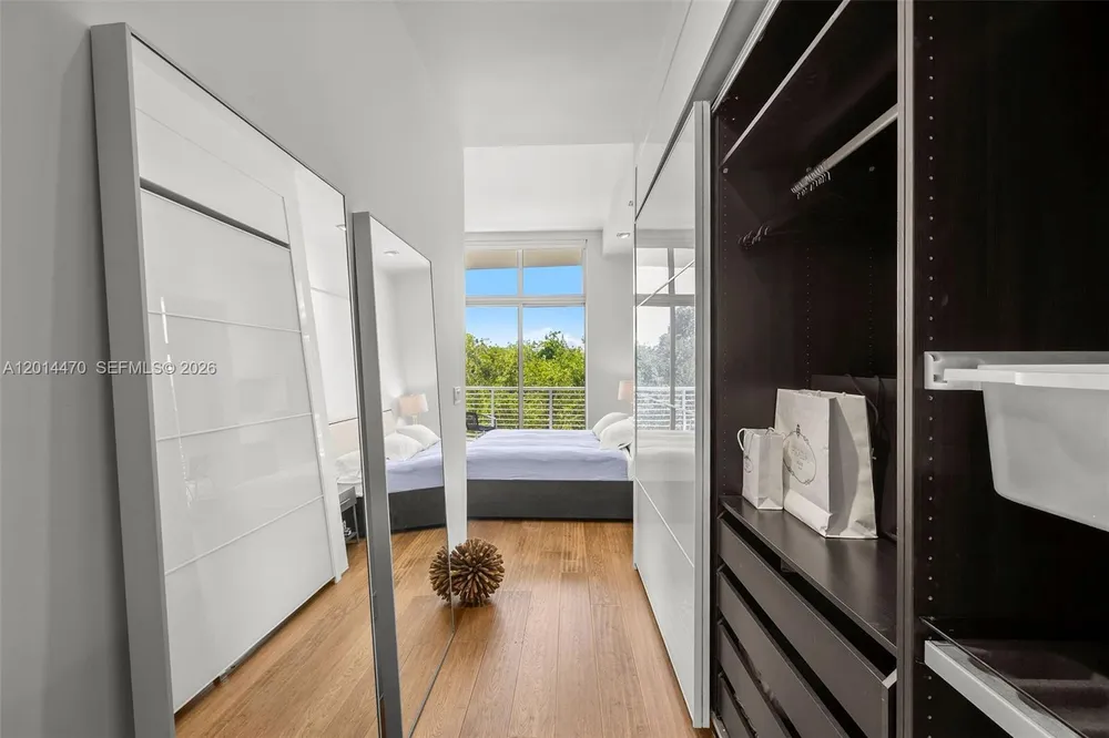 2001 Meridian Ave, Miami Beach, FL 33139