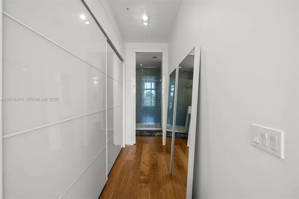 2001 Meridian Ave, Miami Beach, FL 33139