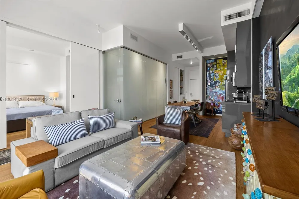 2001 Meridian Ave, Miami Beach, FL 33139