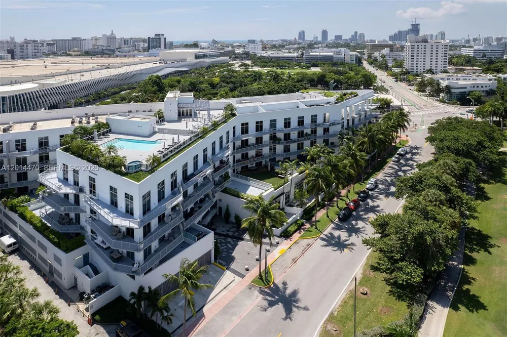2001 Meridian Ave, Miami Beach, FL 33139