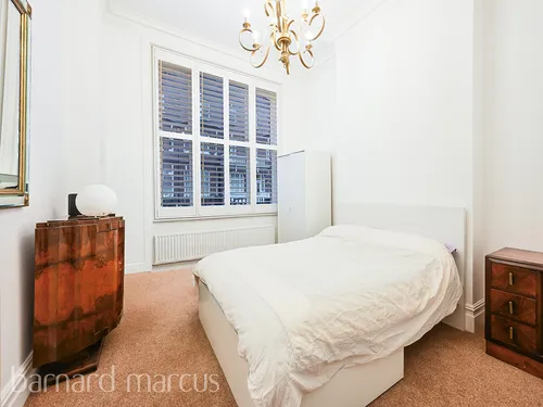 Fairholme Roadphoto