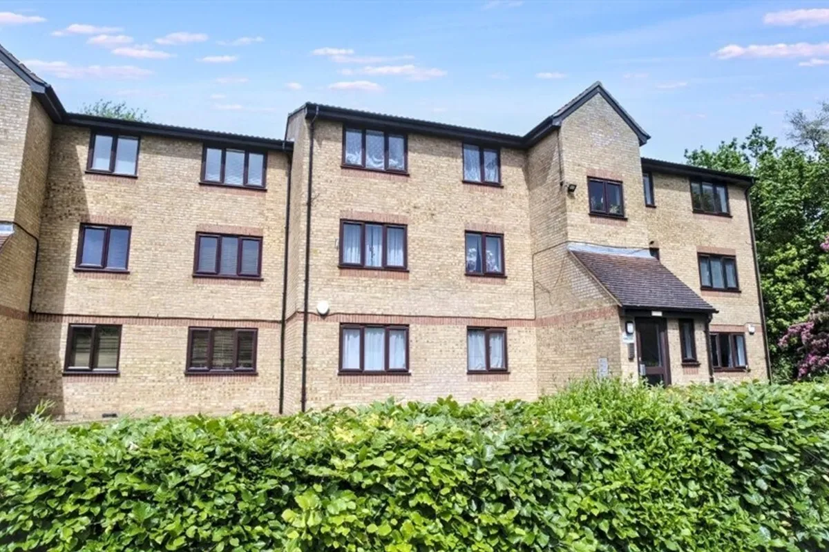 Walpole Road, SLOUGH