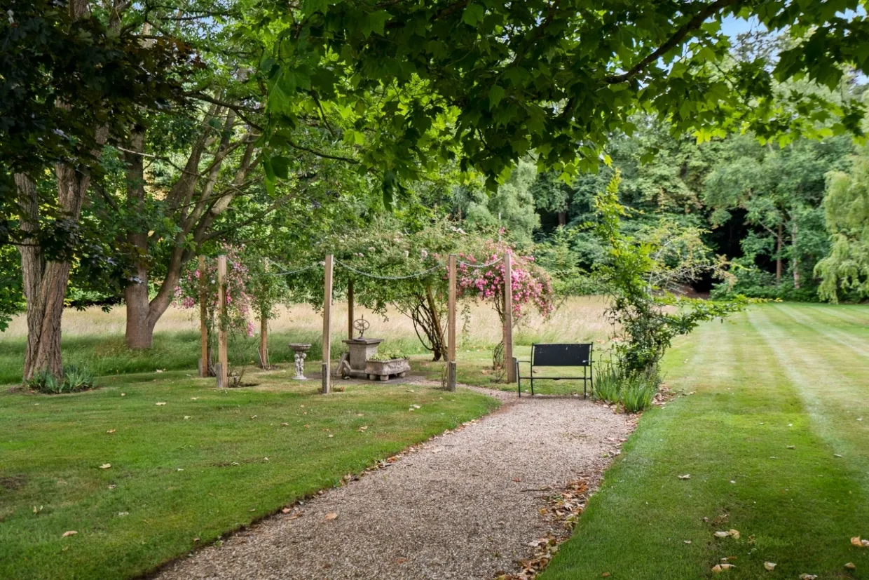 Rise Road, Sunningdale, SL5 photo 18