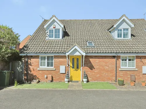 Oakleigh Drive, Swaffhamphoto