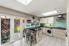 Leather Close, Mitcham