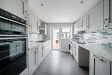 Lodge Gardens, Harpenden, AL5 photo 14