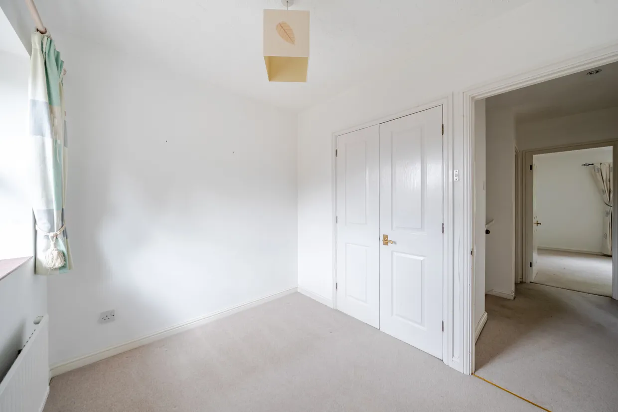 Lodge Gardens, Harpenden, AL5 photo 15