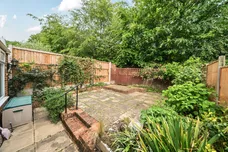Lodge Gardens, Harpenden, AL5 photo 19