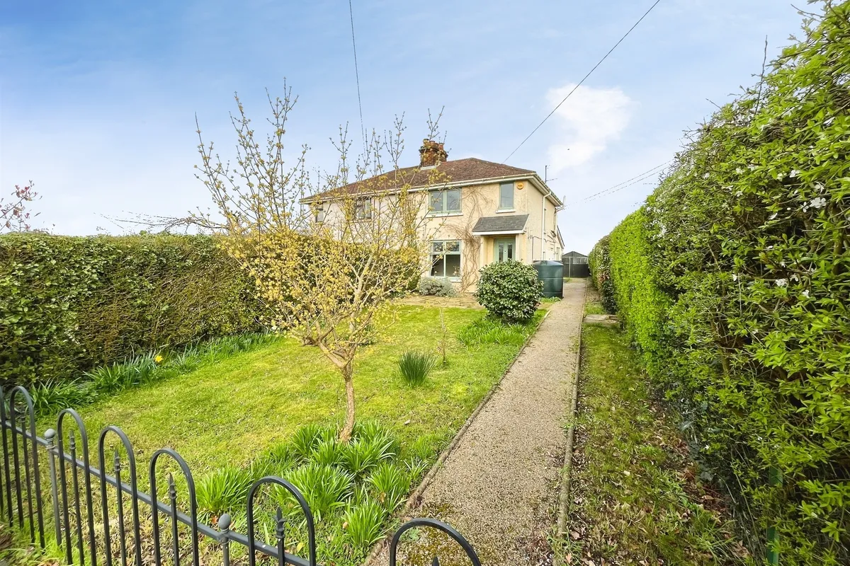 Main Road, Pettistree, Woodbridge