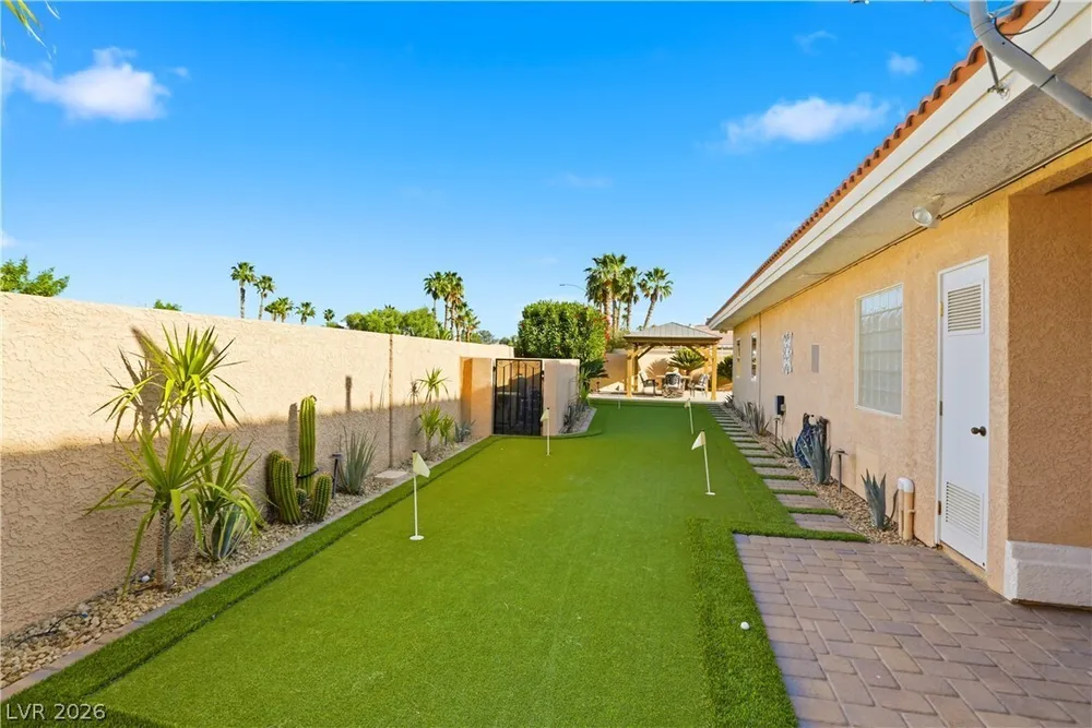 1940 Jasmine Joy Ct, Las Vegas, NV 89117