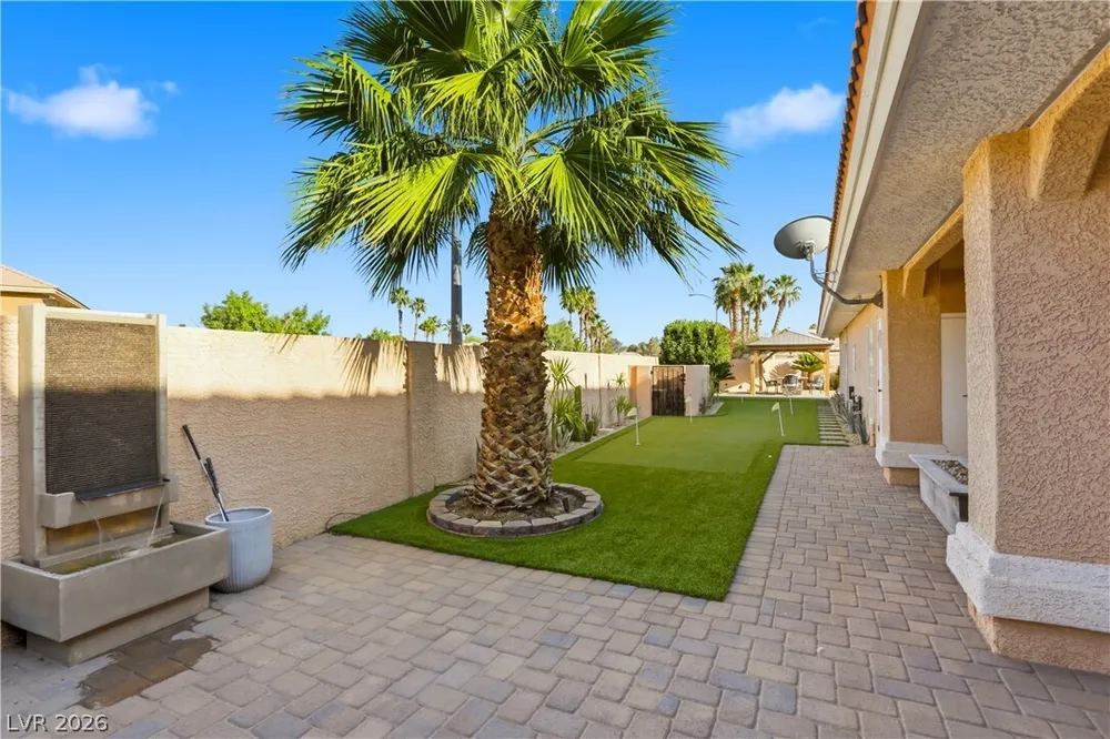 1940 Jasmine Joy Ct, Las Vegas, NV 89117
