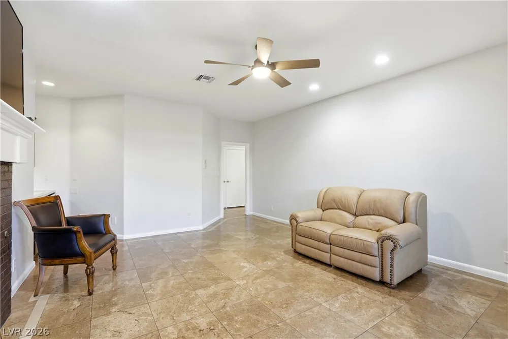 1940 Jasmine Joy Ct, Las Vegas, NV 89117