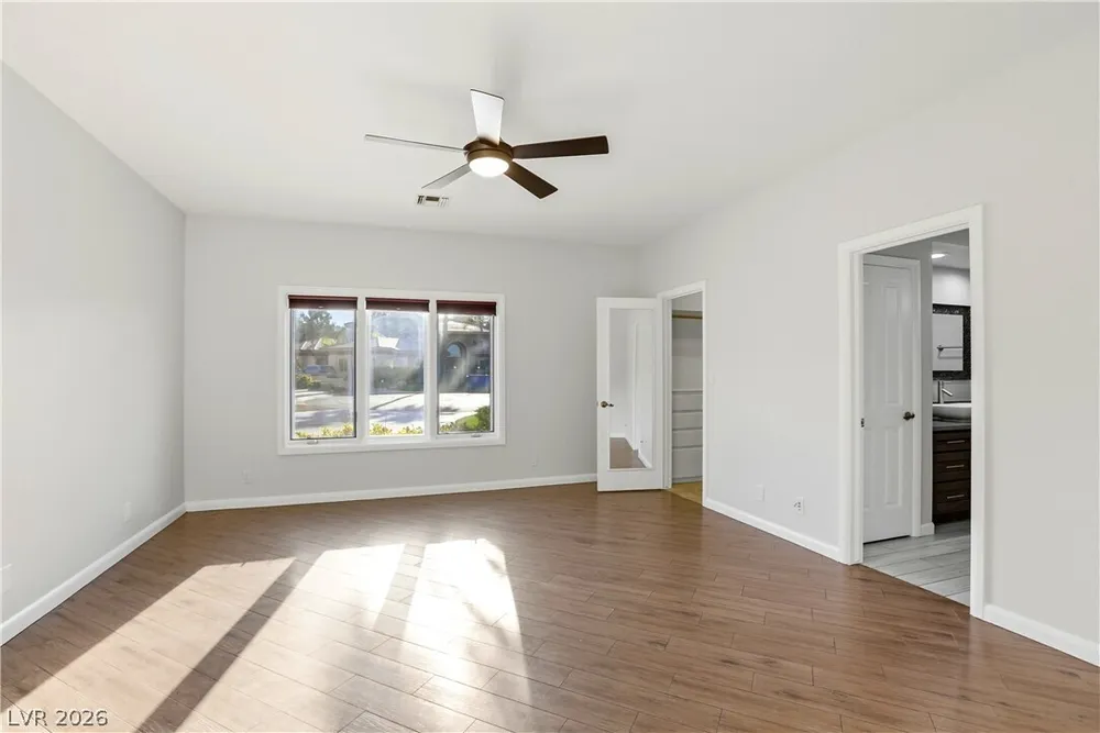 1940 Jasmine Joy Ct, Las Vegas, NV 89117