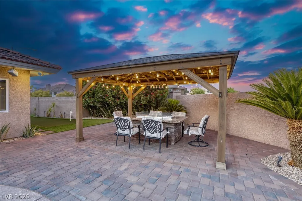 1940 Jasmine Joy Ct, Las Vegas, NV 89117