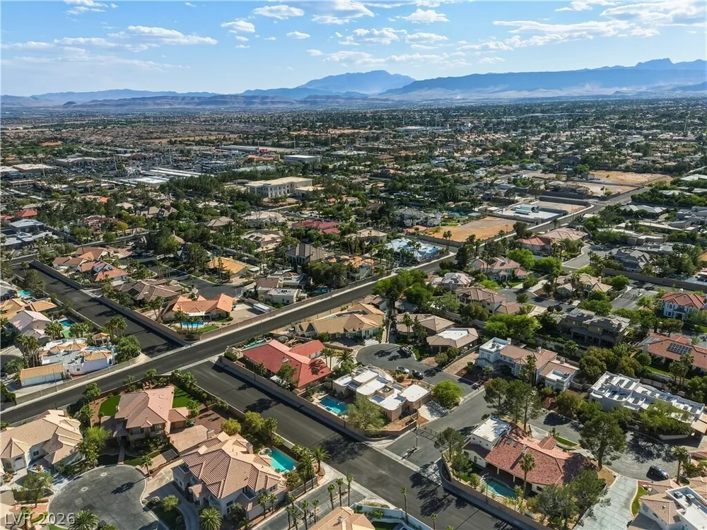 1940 Jasmine Joy Ct, Las Vegas, NV 89117