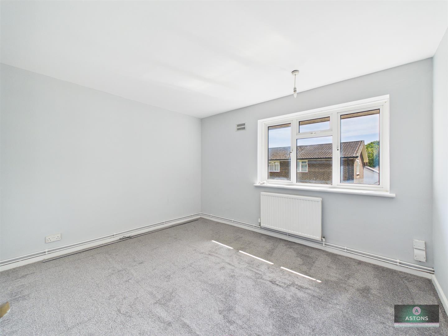 Oak Way, Northgate Image 8