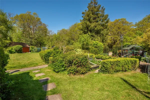 Mill Road, Holmwood, RH5 photo 6