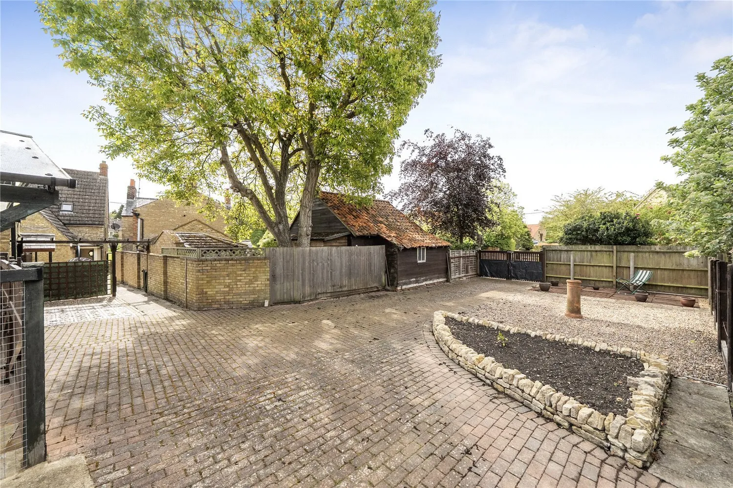 Chase Park Road, Yardley Hastings, NN7 photo 24