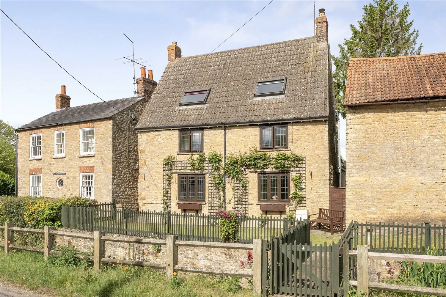 Chase Park Road, Yardley Hastings, NN7 photo 26