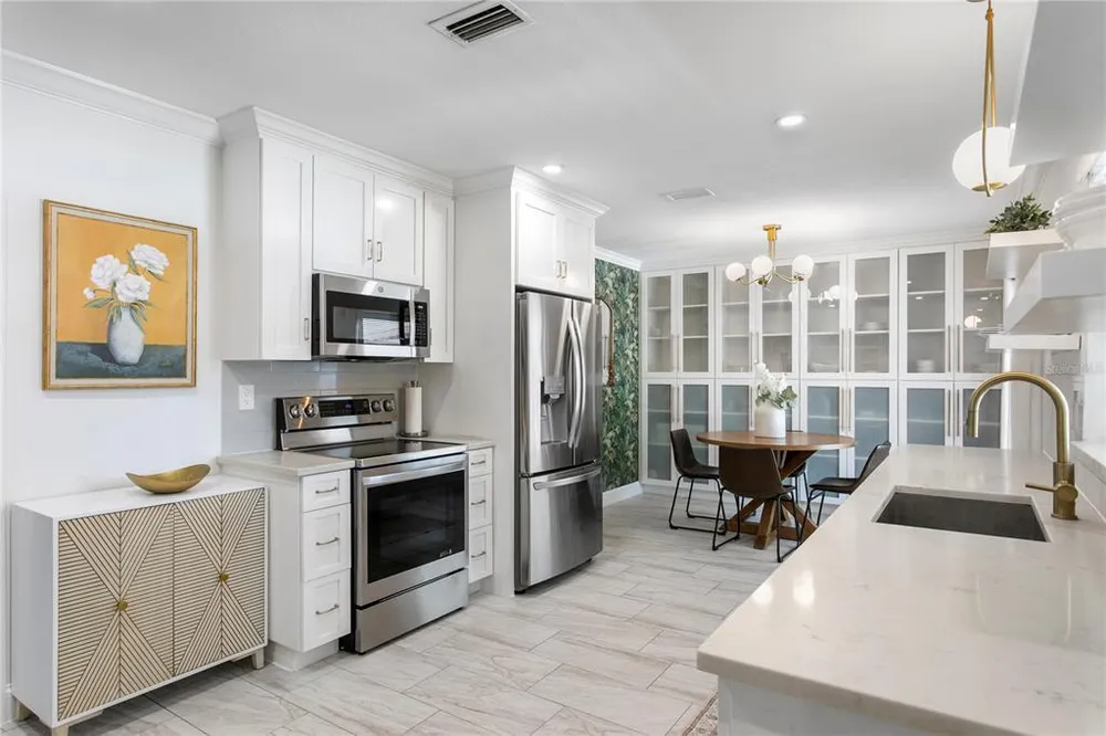 5103 W Cleveland St, Tampa, FL 33609