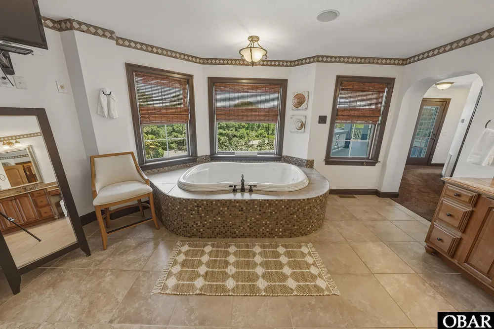 101 Settlers Ln, Duck, NC 27949