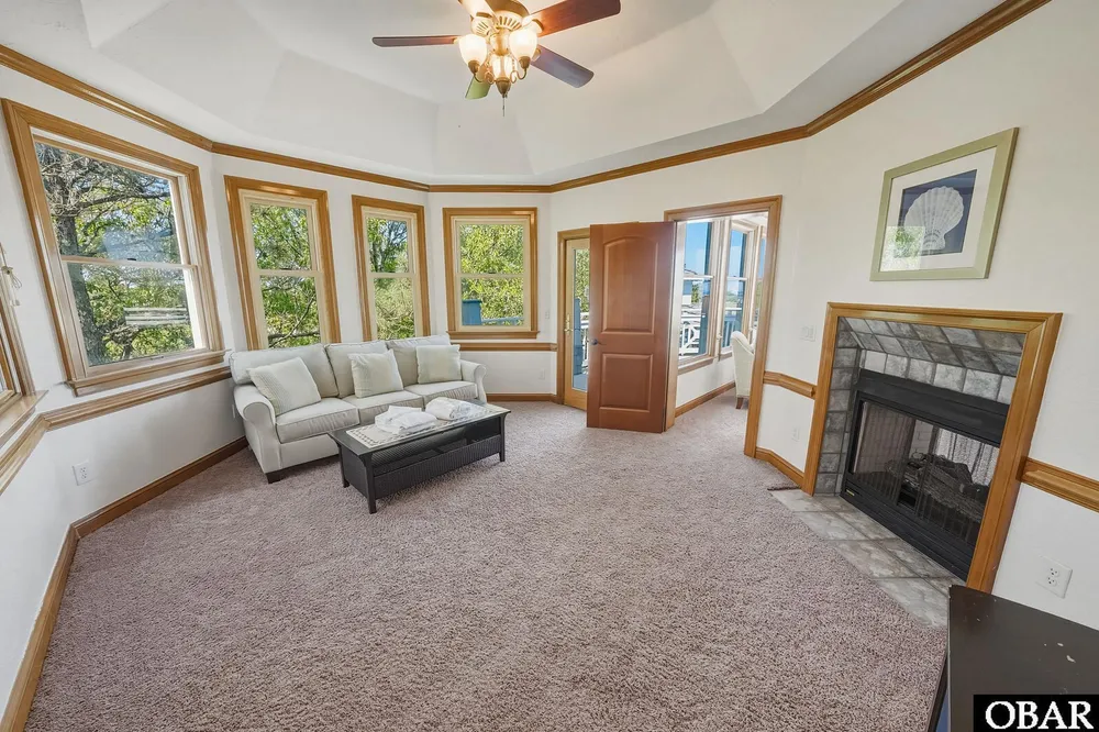 101 Settlers Ln, Duck, NC 27949