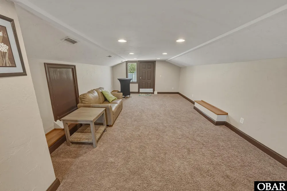 101 Settlers Ln, Duck, NC 27949