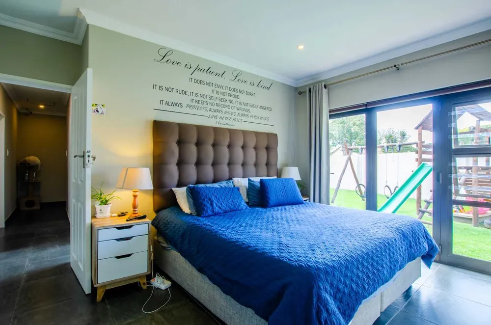 South Africa, Gauteng, Buurendal, Klipplaat Drive, 14