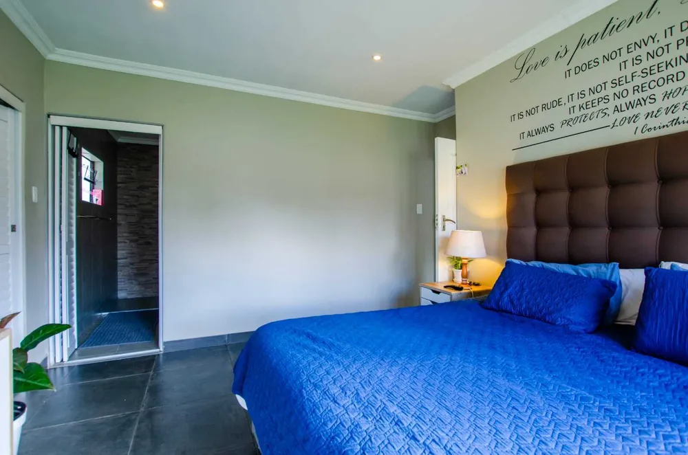 South Africa, Gauteng, Buurendal, Klipplaat Drive, 14