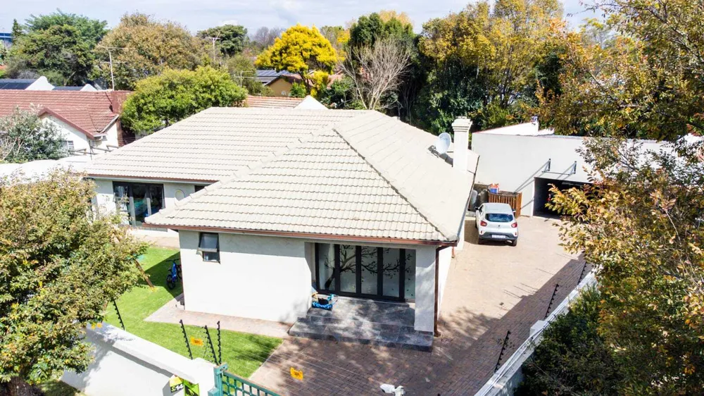 South Africa, Gauteng, Buurendal, Klipplaat Drive, 14