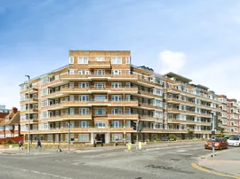 Kingsway, Hove photo
