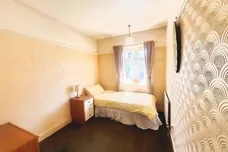 Lyndhurst Gardens, Barking