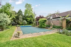 Milbourne Lane, Esher, KT10 photo 19