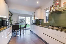 Strathearn Road, London, SW19 photo 15