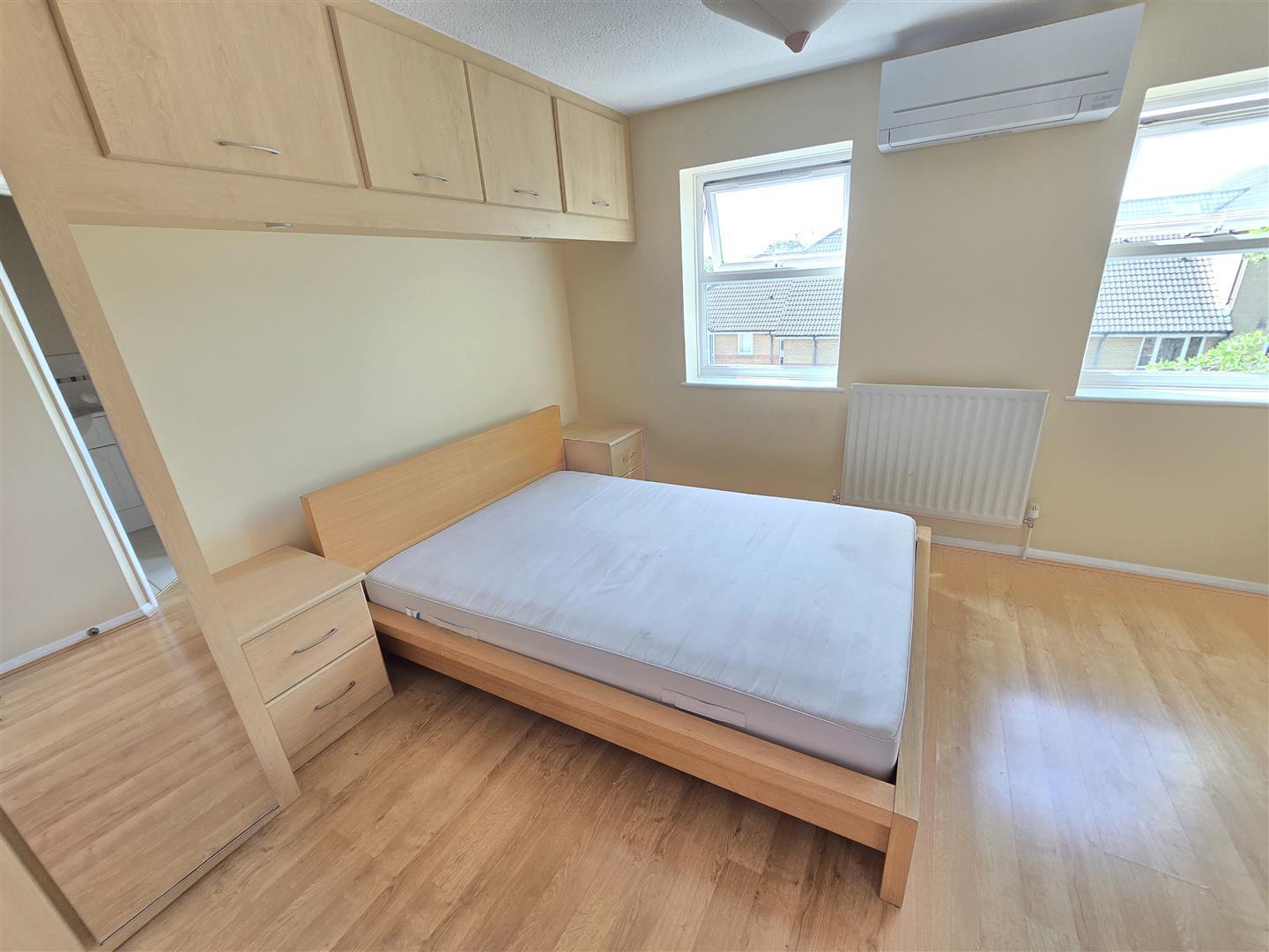Angelica Drive, London Image 12