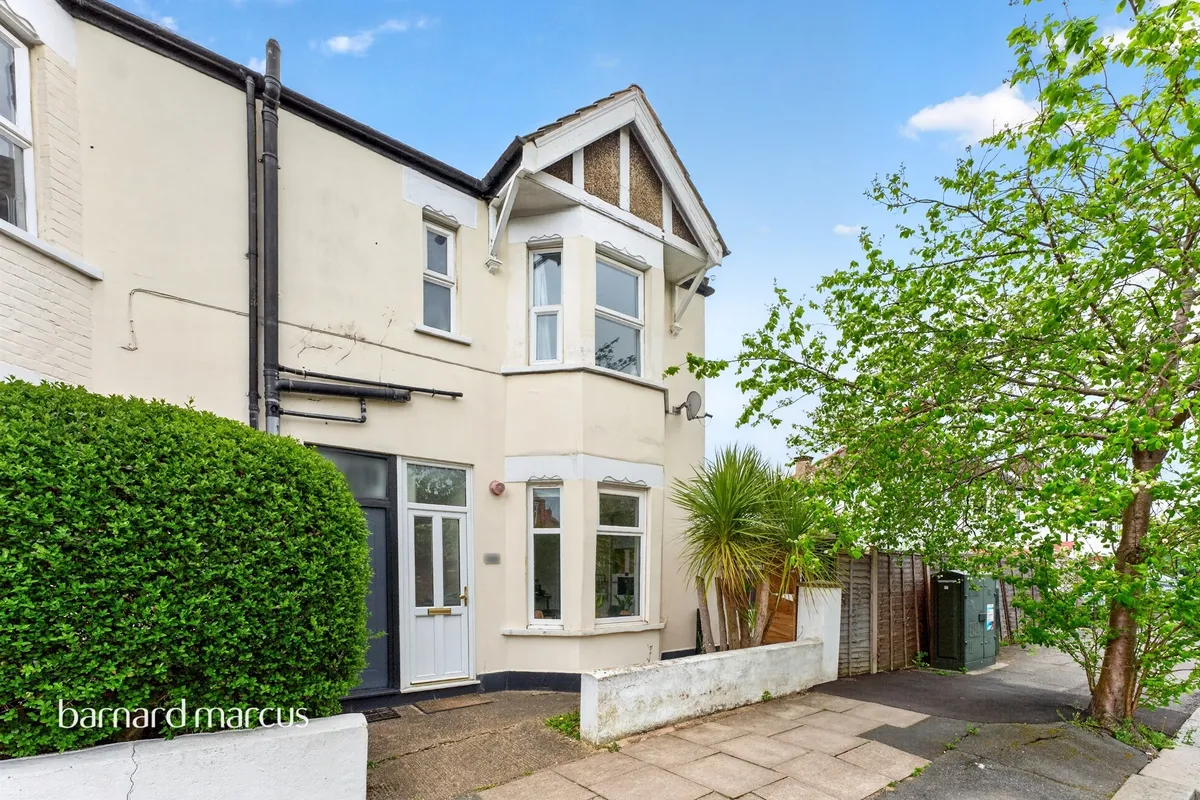Pembroke Road, London