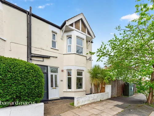 Pembroke Road, Londonphoto