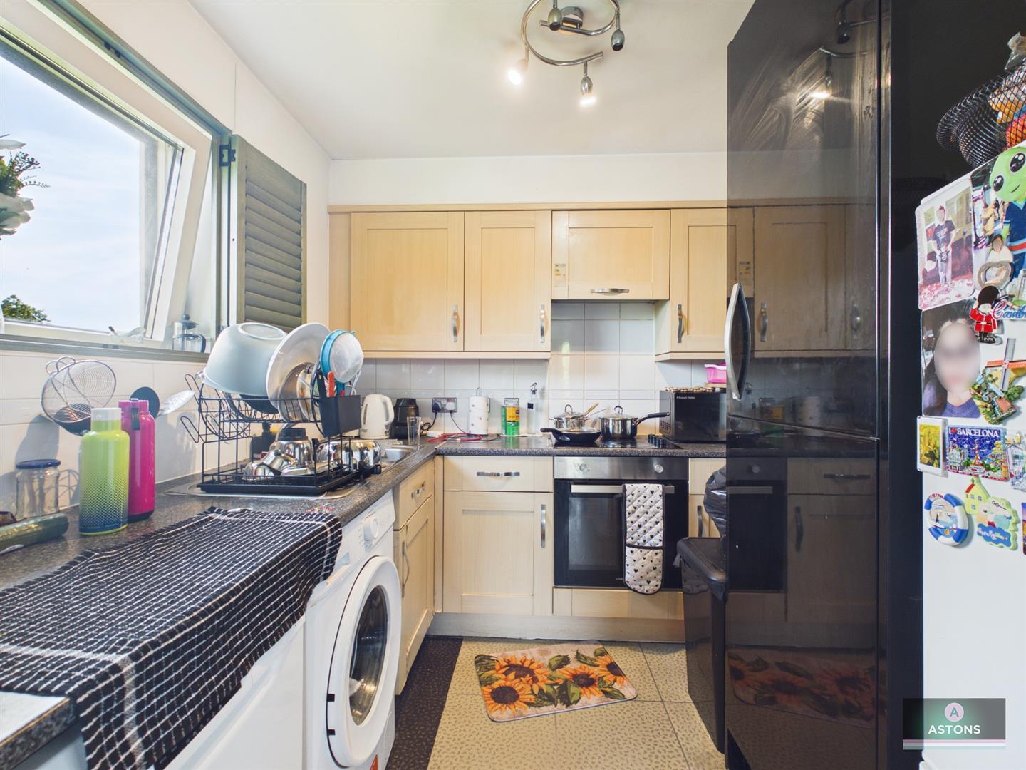 Page Court, Commonwealth Drive, Crawley Image 3
