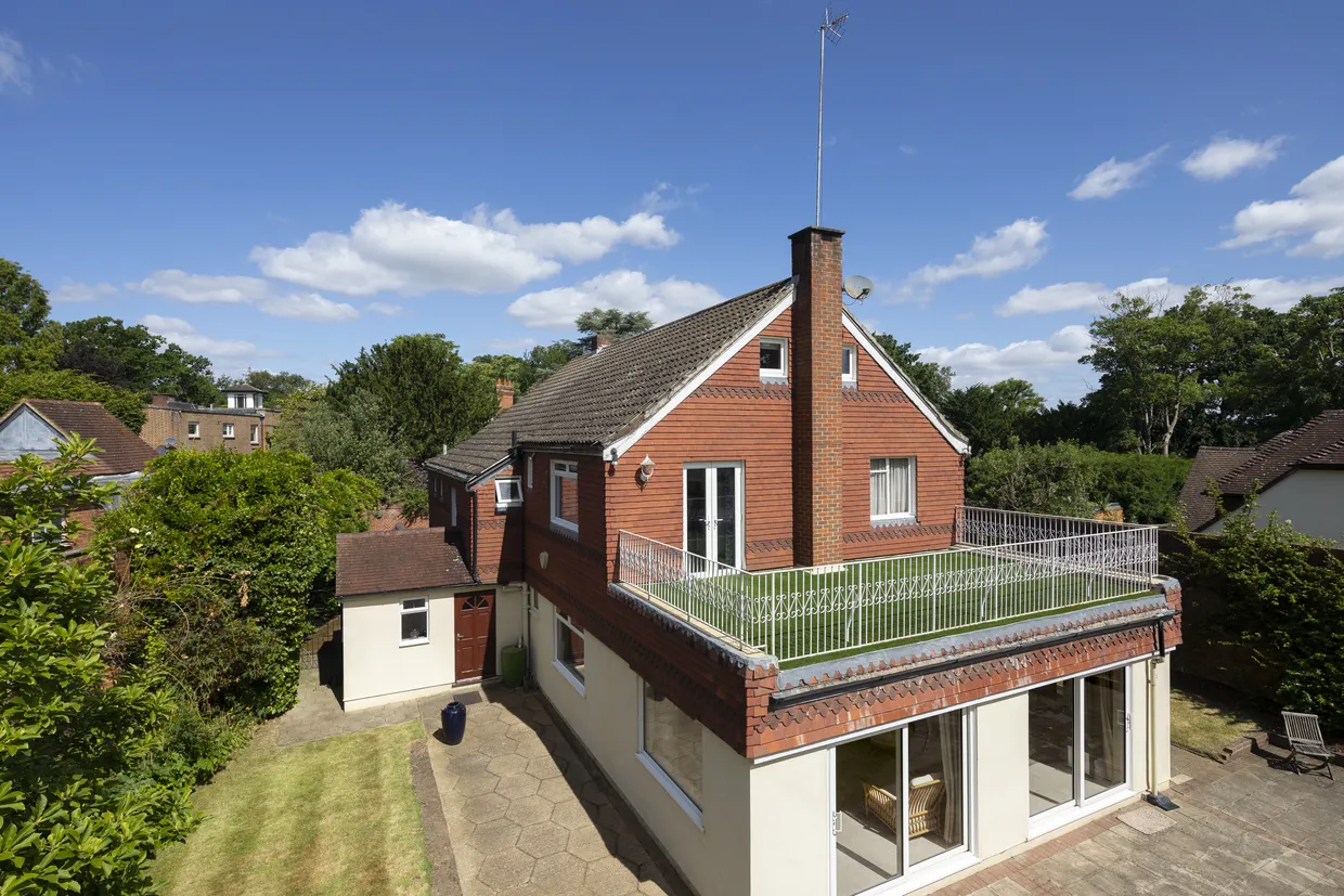 Coombe Hill Road, Kingston Upon Thames, KT2 photo 1