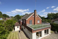 Coombe Hill Road, Kingston Upon Thames, KT2 photo 1