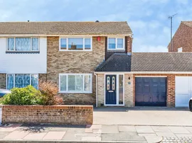 Hood Close, Eastbourne photo