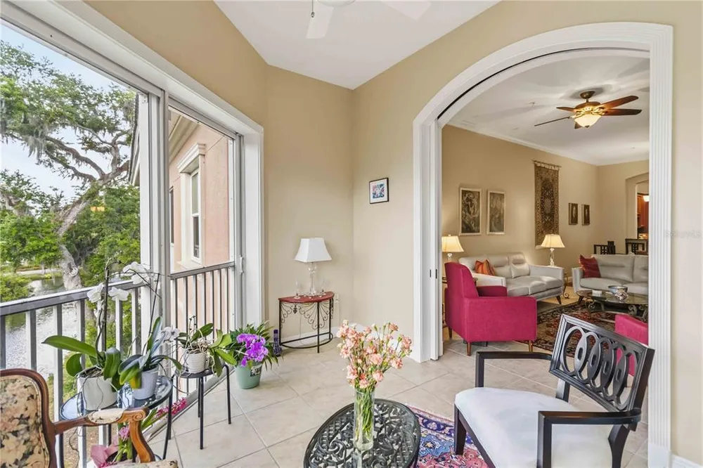 5246 Manorwood Dr, Sarasota, FL 34235